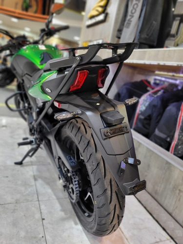 Imagen 6 de 11 de Bajaj Dominar 400 Dunlop Okm Tamburrino Motos