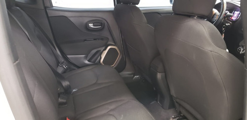 Imagen 19 de 23 de Jeep Renegade Sport Manual Romera Usados Tandil