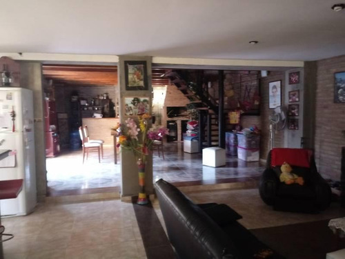 Venta Casa 3 Dormitorios - Ibarlucea - Excelente Inmueble