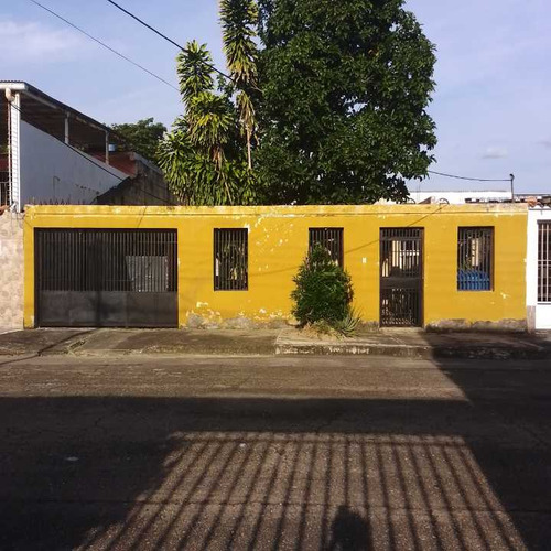 Venta Casa Para Remodelar, Urb El Orticeño, Palo Negro. J.f