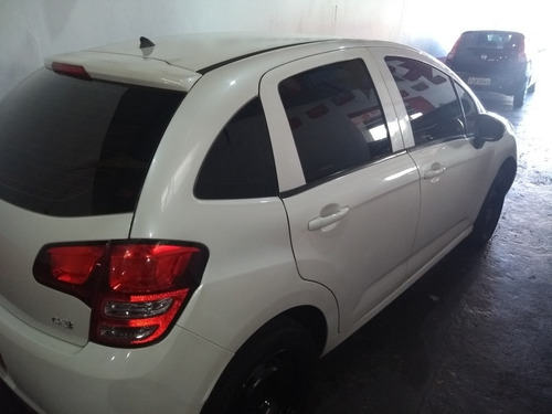 Imagem 6 de 10 de Citroën C3 2013 1.5 Origine Flex 5p