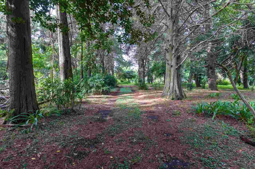 Oportunidad - Lote De 7.275 M² Con Casa Y Pileta