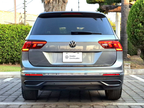 Volkswagen Tiguan 5p Comfortline L4/1.4/T Aut