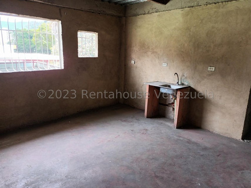 Se Vende Casa En Coche Mls #25-394