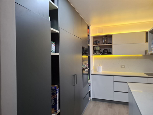 Departamento En Venta 4 Dorm. Portal La Dehesa Lo Barnechea