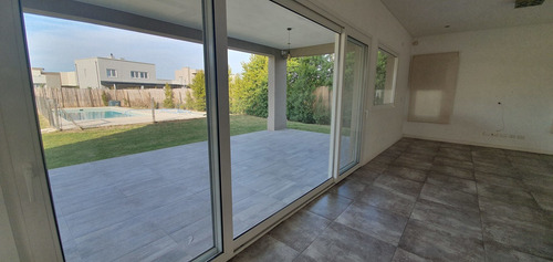 Imagen 11 de 30 de Casa En Venta Ubicado En San Rafael, Villanueva, Tigre