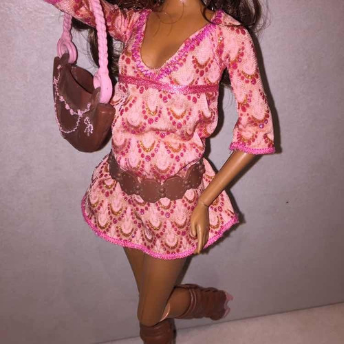 Muñeca Barbie Artsy Fashionistas First Wave 2010 Usada