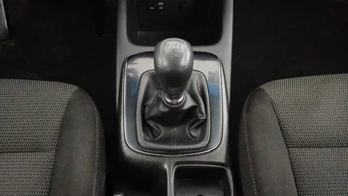 Kia Forte 2.0 L Mt