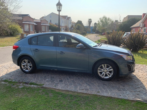 Imagen 4 de 11 de Chevrolet Cruze 2014 5 Puertas