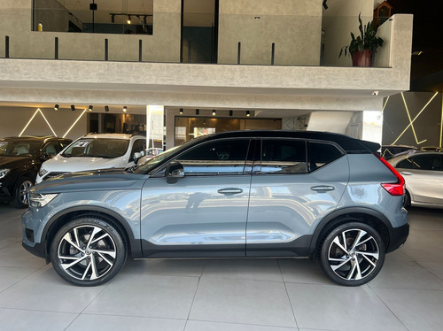 Volvo XC40 2.0 T5 R-DESIGN AWD