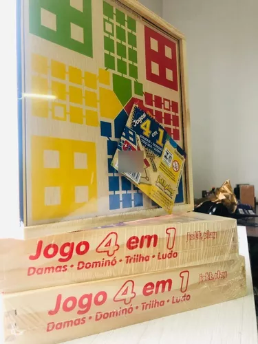 Jogo 4 Em 1 - Jogos De Tabuleiro Dominó Damas Trilha Ludo