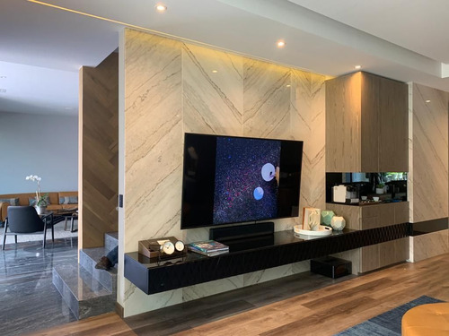 Casa En Venta En Interlomas Hacienda De La Luz