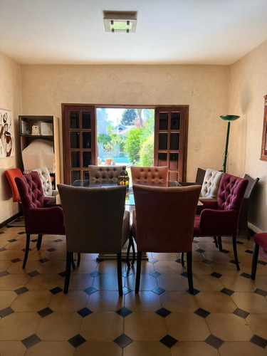 Casa De Categoría En Venta - Bajada Del Cerro