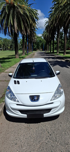 Peugeot 207 1.4 Active 75cv