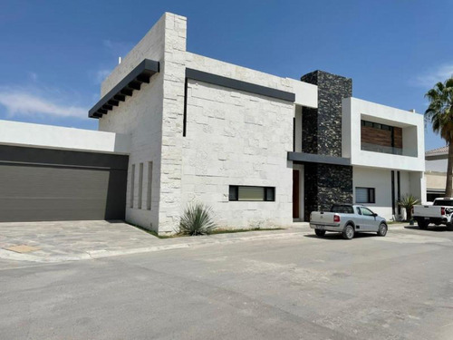 Casa En Venta En Residencial Alpes, Torreón, Coahuila De Zaragoza