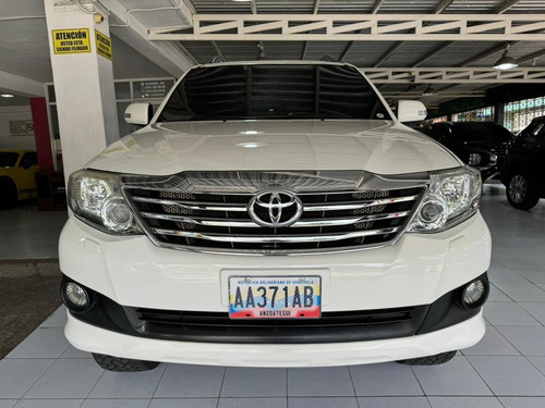 Toyota Fortuner 4x4 2017 130.000kms