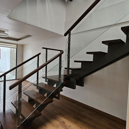 Rento Mo0derna Residencia En Contadero