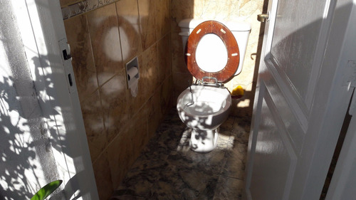Imagen 25 de 30 de Galpón En Venta. 200 M2. 1 M2 Cub