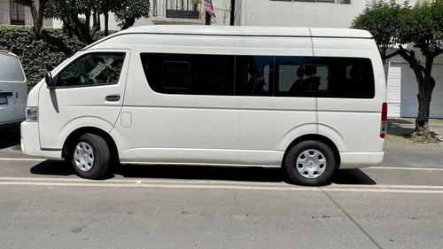 Imagen 3 de 15 de Toyota Hiace 2019 2.7 Bus 15 Pas Mt