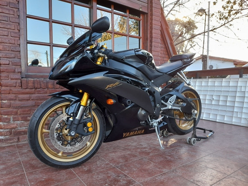 Imagen 2 de 10 de Yamaha R6