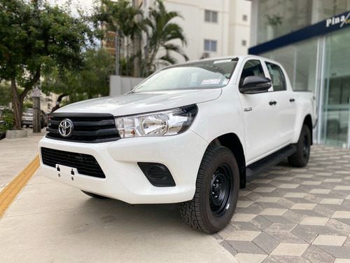 Toyota Hilux Cd Standard 2.8 0km