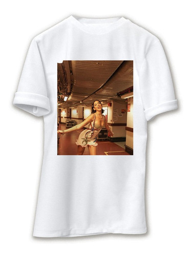 Playera Dua Lipa Bailando Feliz Video Musical Vestido Brillo