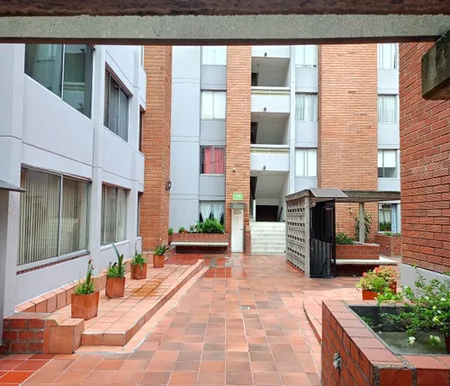 Se Vende Apartamento En Laureles M/l