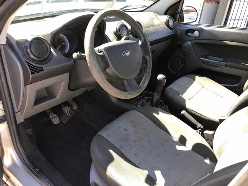 Ford Fiesta 1.6 Max One Ambiente 2011