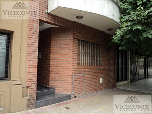 Departamento 45 M2, Calle 4 Y Diagonal 79, La Plata, Buenos Aires.