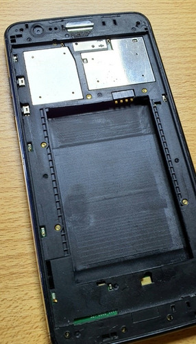 Imagen 2 de 7 de Celular LG K8 X240ar Con Faltante De Modulo Y Batería...