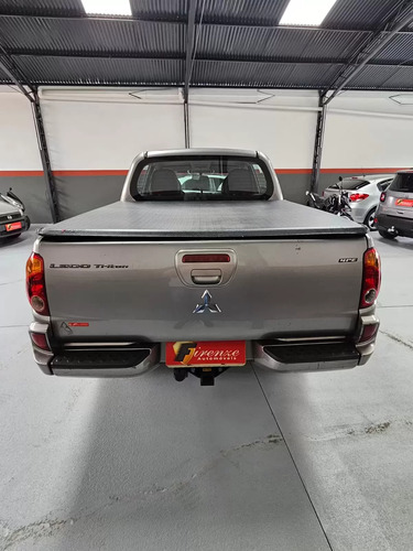 Mitsubishi L200 Triton HPE 2015 3.2 automático 4x4 Diese