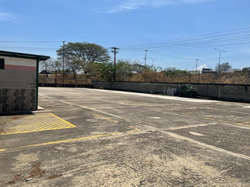 Imagen 5 de 14 de Johanna Castillo Alquila Galpon Castillito 1200 Mts