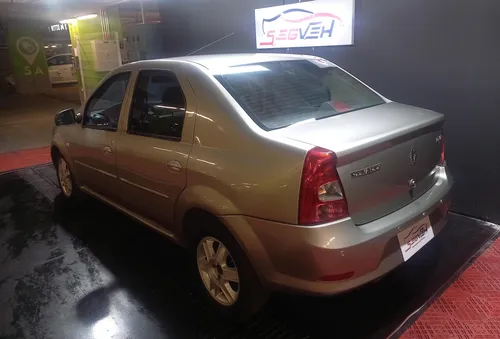 Renault Logan Familier Mt