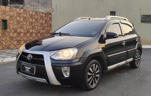 Toyota Etios Cross 1.5 16v 5p