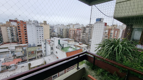 En Venta Departamento De 3 Ambientes Al Frente. Zona Centro A 150mts De Plaza Mitre.