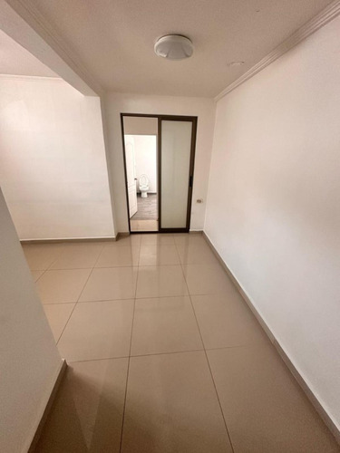 Se Arrienda Hermoso Local Comercial Ideal Para Centro Medico