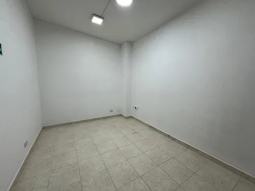 Arriendo Oficina En Unicentro (18697).