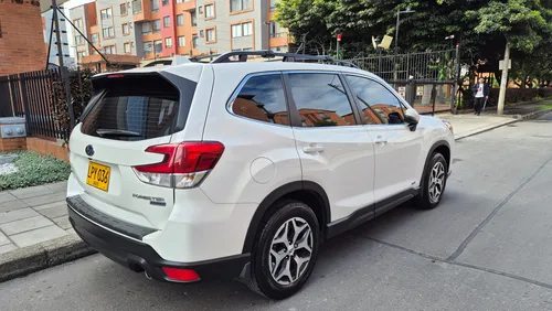 Subaru Forester 2.5 Advance Cvt