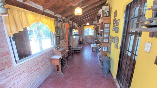 Venta Quinta 3 Ambientes La Reja Piscina Jardin