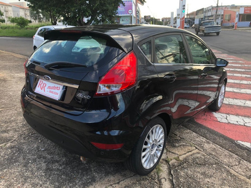 Imagem 8 de 13 de New Fiesta 1.6 Titanium Hatch Mecânico 2014