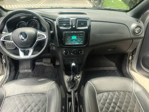 Renault Logan 1.6 Privilege / Intens