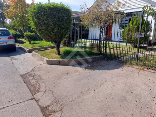 Casa En Venta De 3 Dorm. En Macul