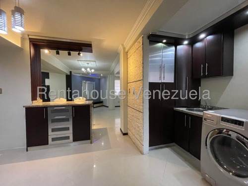 Apartamento En Venta Amplio Y Lujoso Posee Planta Electrica Parcial Pozo De Agua 2 Ptos Estacionamiento San Jacinto 25-10150 Miriam