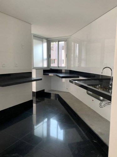 Imagem 12 de 17 de Apto Santo Agostinho | 4 Quartos | 133 M² | Cond: R$1600.00 | 4 Vagas - Fbrmwx