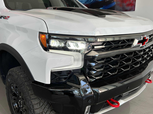 Chevrolet Cheyenne 6.2 Doble Cab Zr2 4X4 At