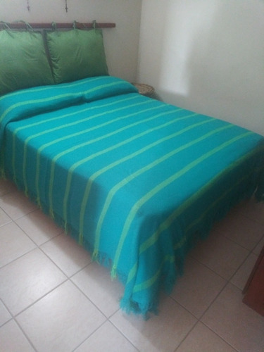 Cobija Tamaño Queen Y/o Matrimonial (Usado)