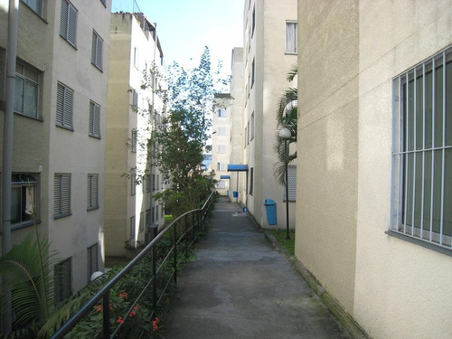 Imagem 10 de 14 de Vendo Apto. Na Zona Norte Vila Portugual.
