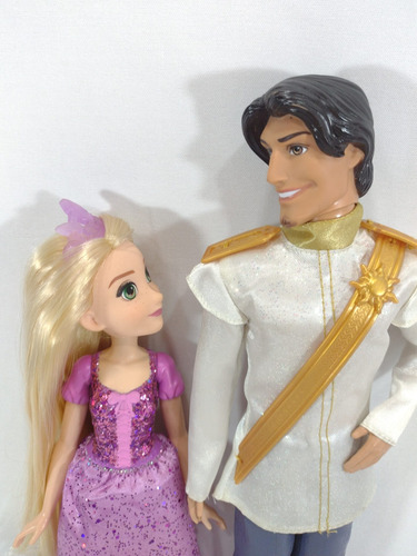 Boneca Rapunzel Príncipe Flynn Rider Enrolados Disney Hasbro (Usado)