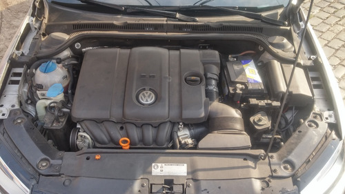 Volkswagen Vento 2.5 Luxury 170cv Tiptronic 2011