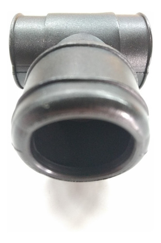 Imagen 2 de 2 de Conector Caño Venteo Bora Golf Passat 1.8